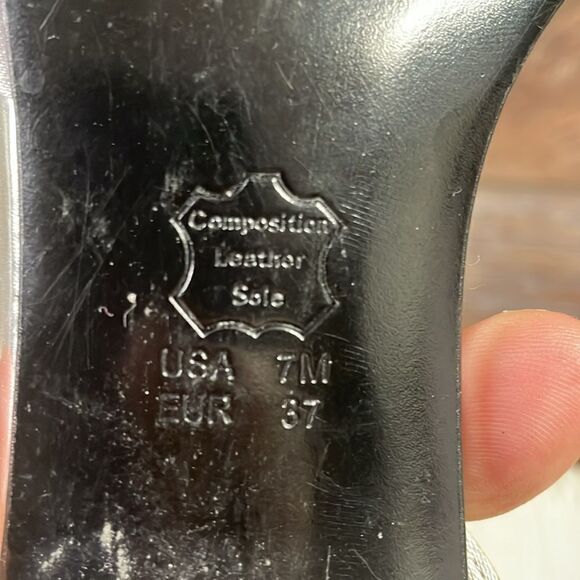 The Touch of Nina Strappy Heels, Size 7, Silver with Rhinestones - Picture 8 of 12